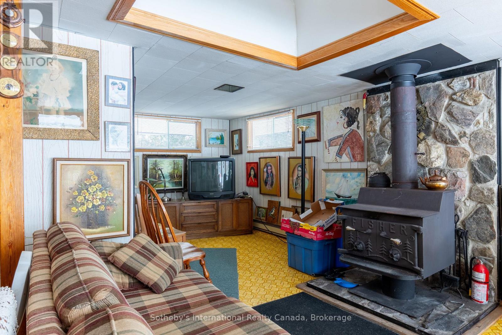 19 62Nd Street S, Wasaga Beach, ON - Indoor