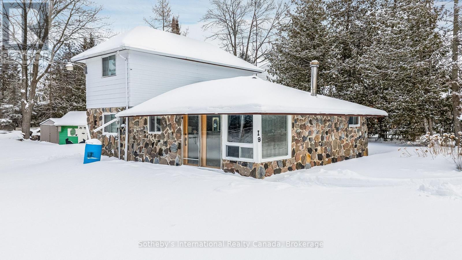 19 62Nd Street S, Wasaga Beach, ON - Outdoor