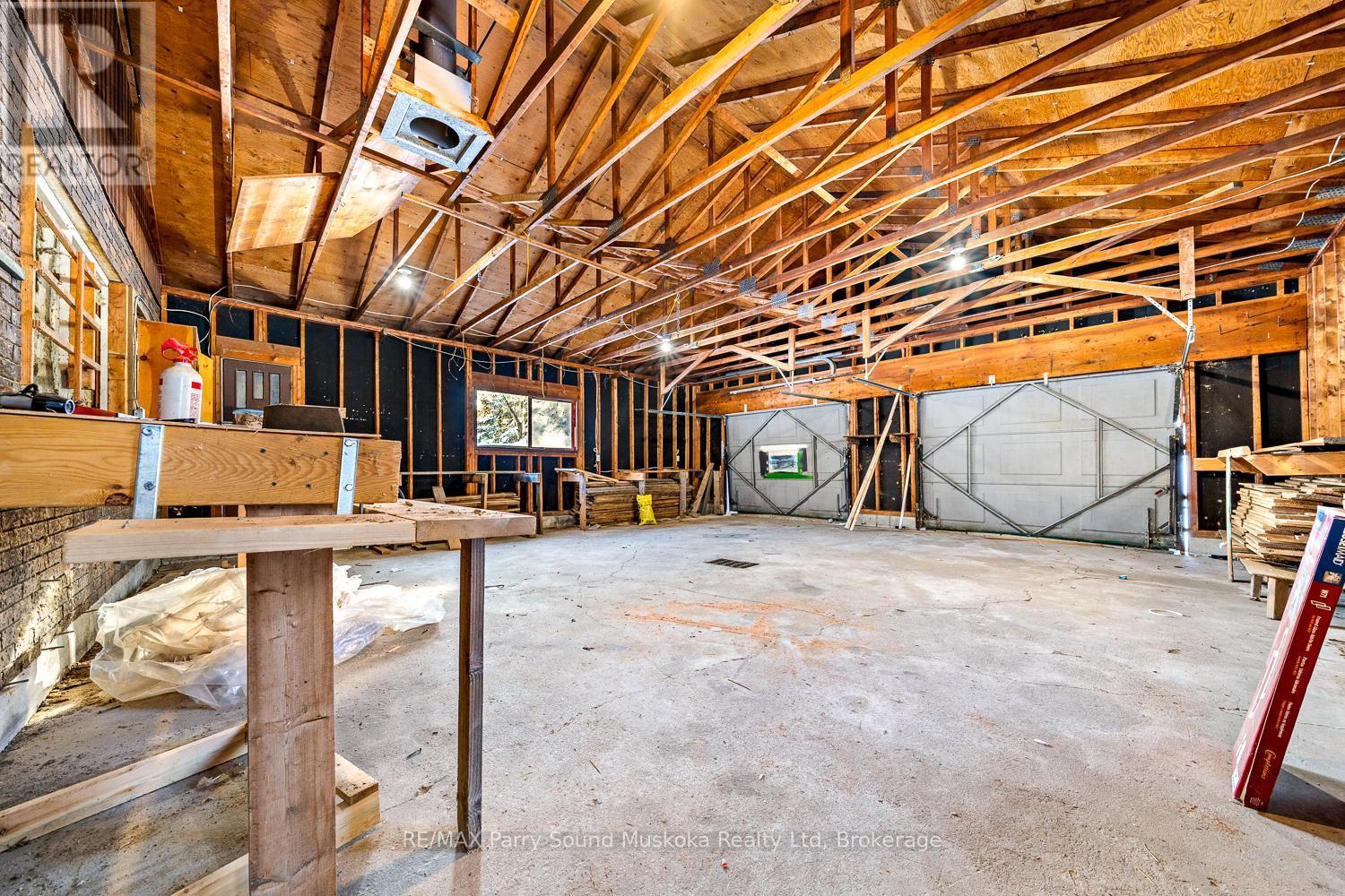 1 Old Carling Road, Carling, ON - Indoor