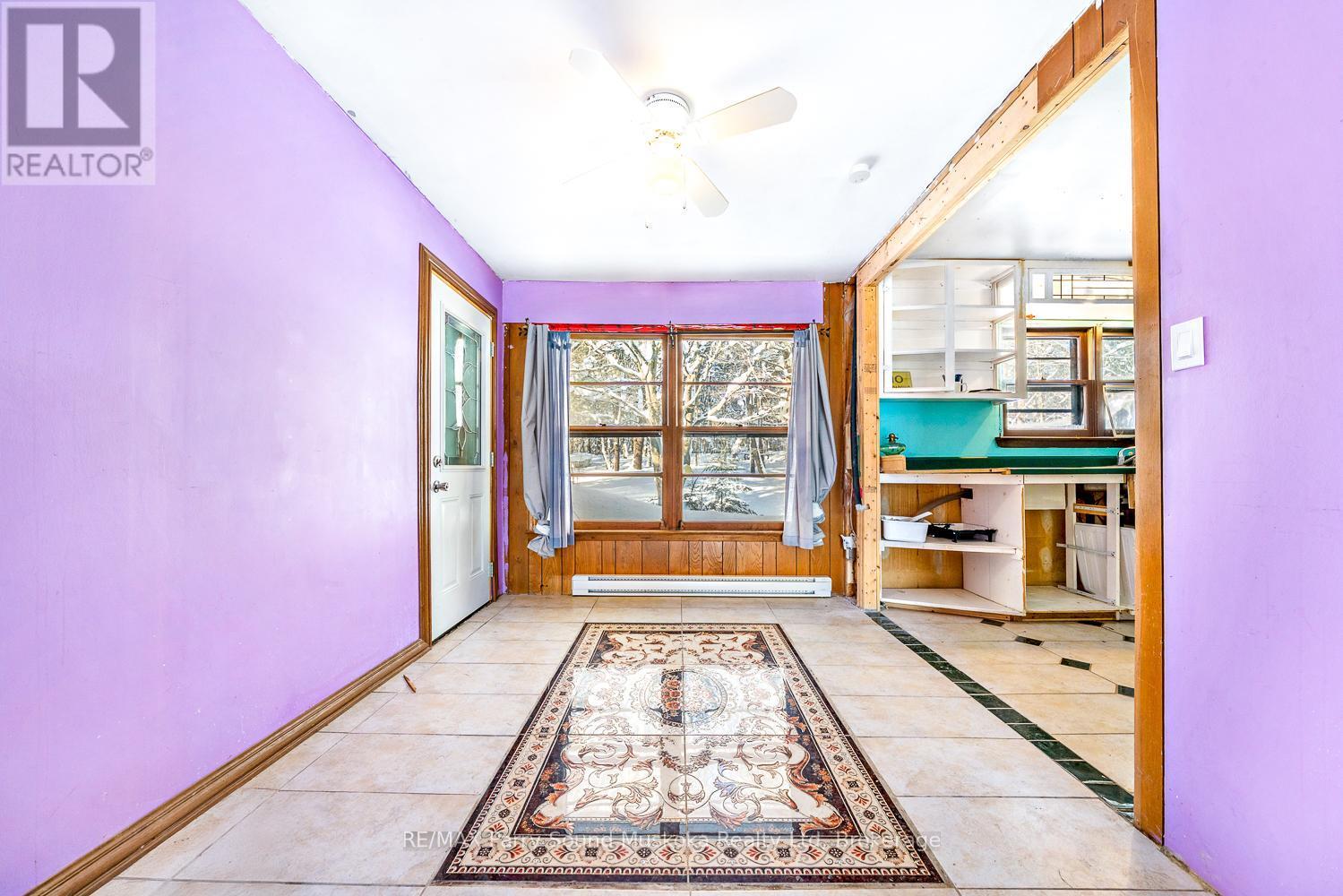 1 Old Carling Road, Carling, ON - Indoor Photo Showing Other Room