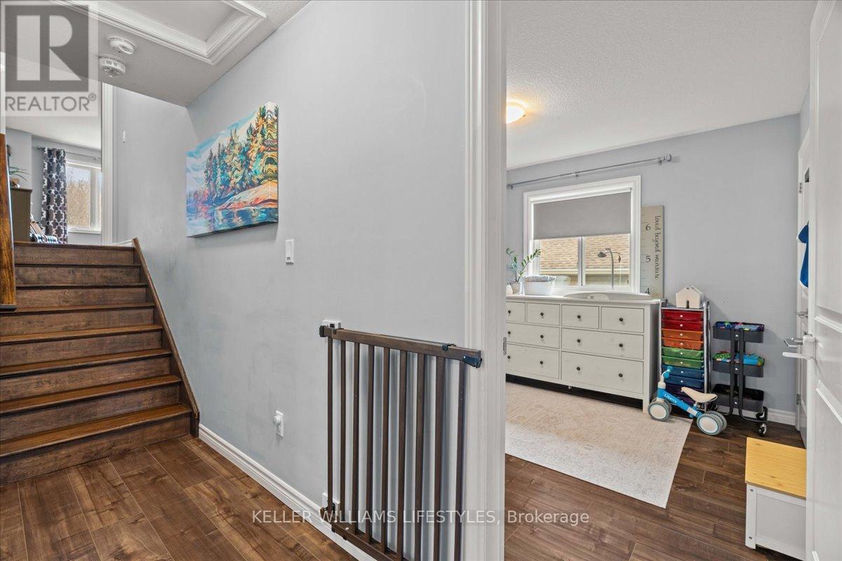 4008 Edward Street, Petrolia, ON - Indoor Photo Showing Other Room