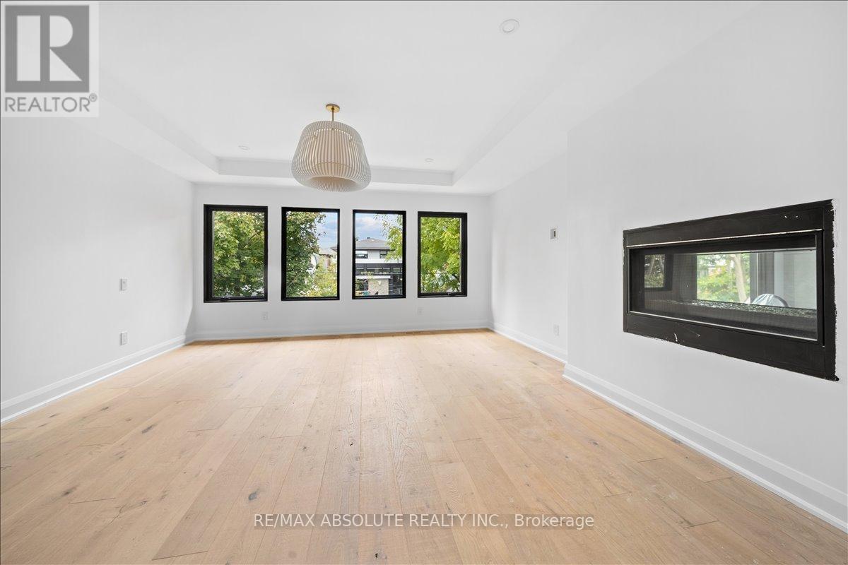 515 Roosevelt Avenue, Ottawa, ON - Indoor