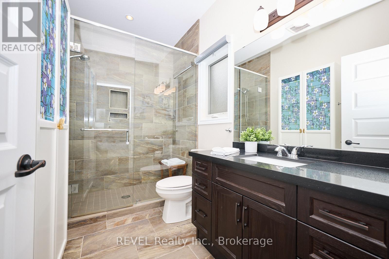 5 Cinnamon Street, Thorold (Rolling Meadows), ON - Indoor Photo Showing Bathroom