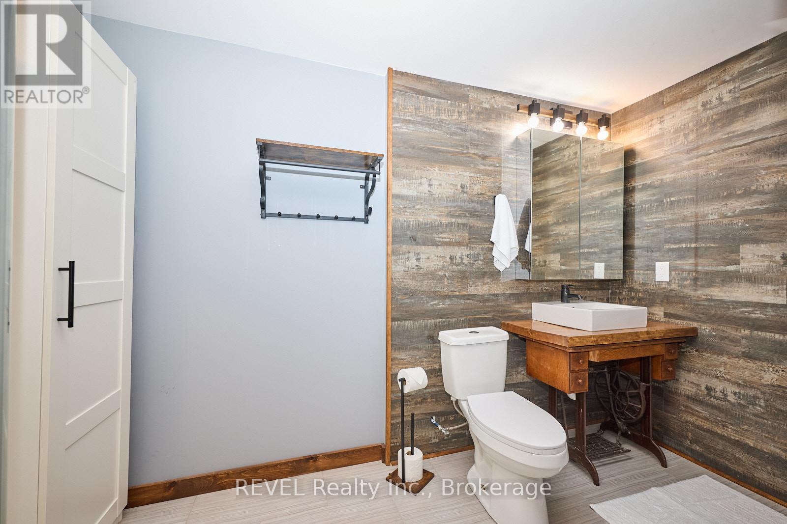 5 Cinnamon Street, Thorold (Rolling Meadows), ON - Indoor Photo Showing Bathroom