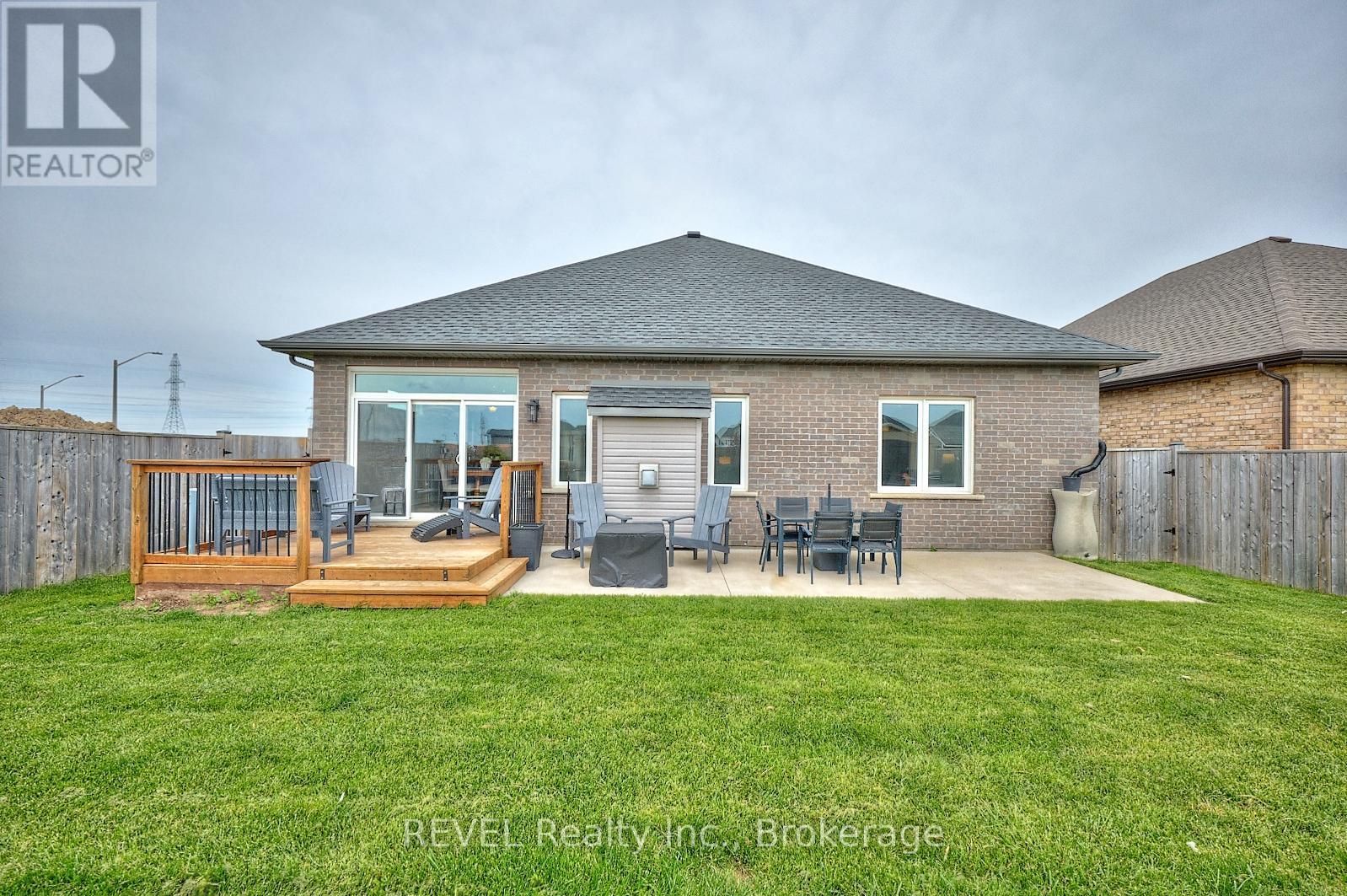 5 Cinnamon Street, Thorold (Rolling Meadows), ON - Outdoor With Deck Patio Veranda With Exterior