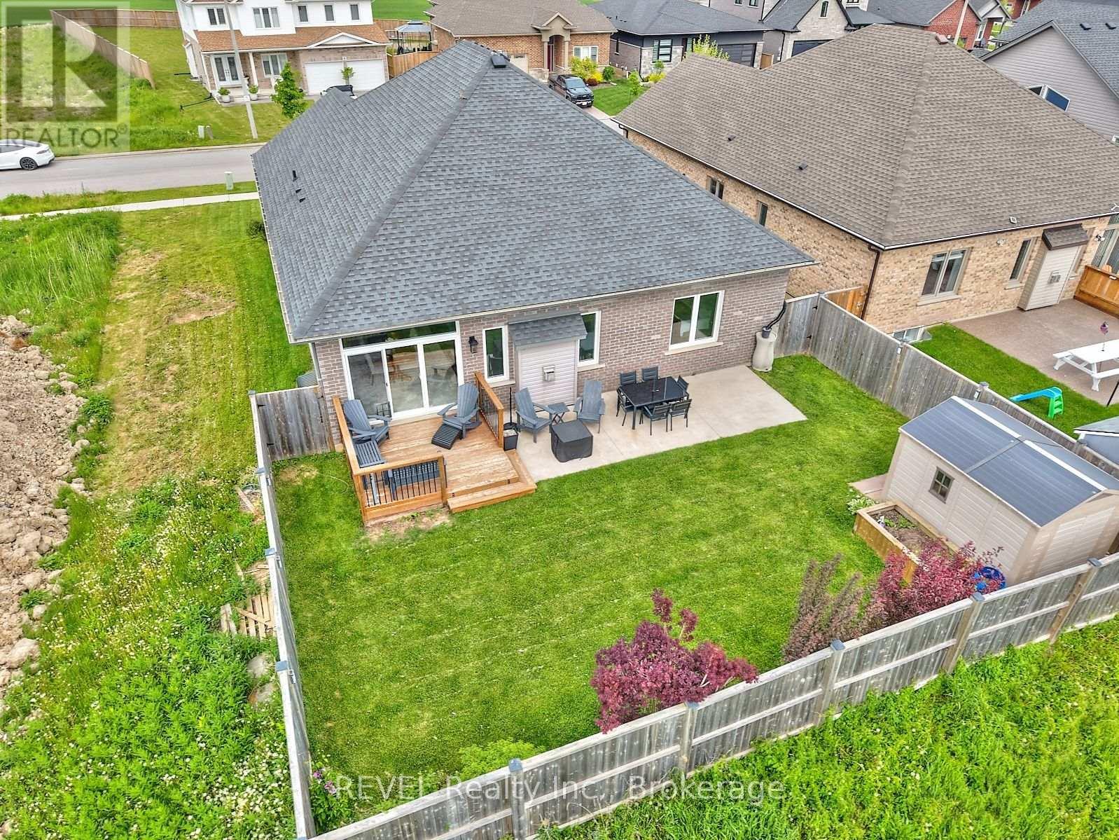 5 Cinnamon Street, Thorold (Rolling Meadows), ON - Outdoor With Deck Patio Veranda