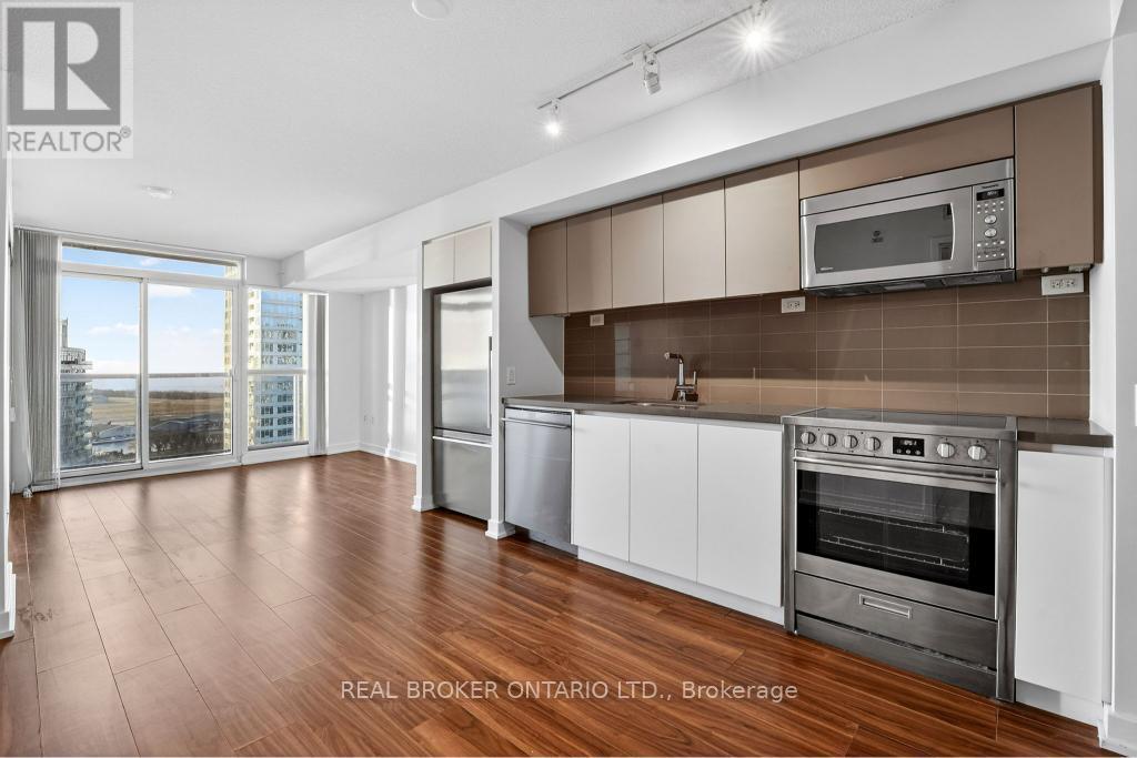 3105 - 85 Queens Wharf Road, Toronto, ON - Indoor Photo Showing Kitchen