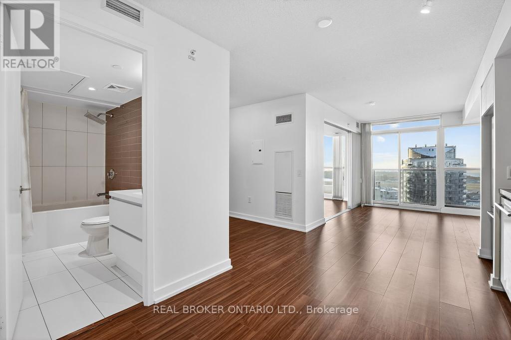 3105 - 85 Queens Wharf Road, Toronto, ON - Indoor Photo Showing Other Room