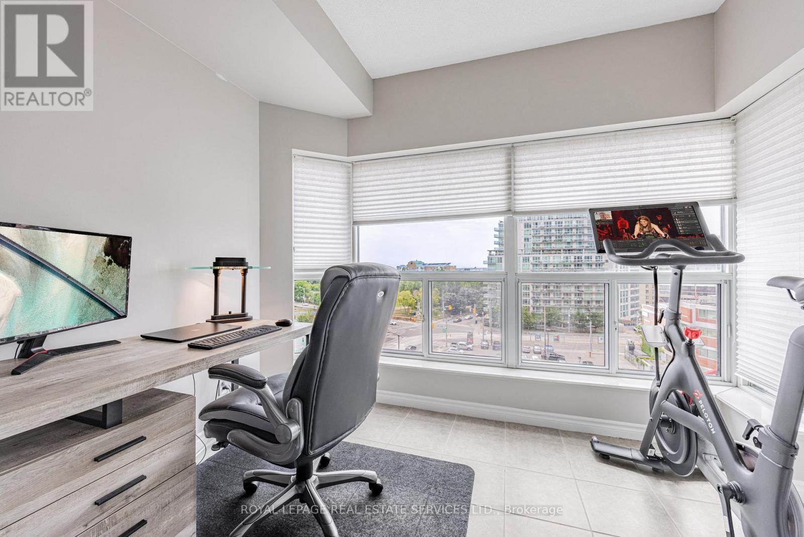 1029 - 600 Queens Quay W, Toronto, ON - Indoor Photo Showing Other Room