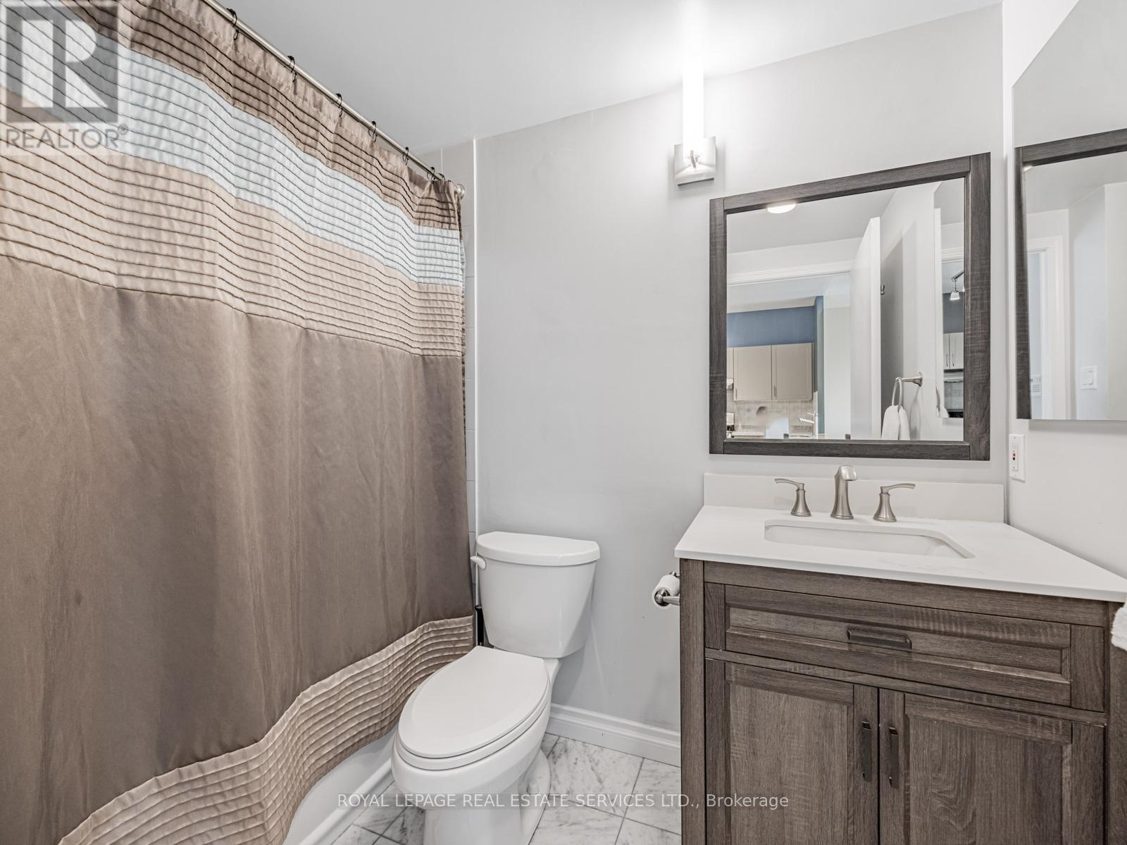 1029 - 600 Queens Quay W, Toronto, ON - Indoor Photo Showing Bathroom