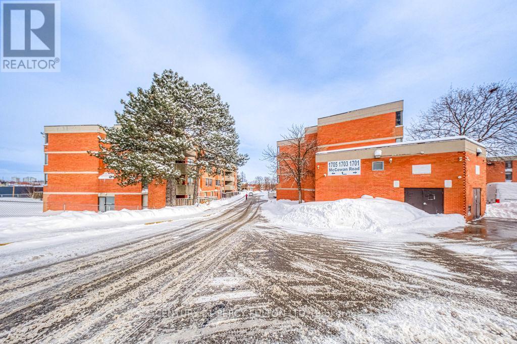 205 - 1705 Mccowan Road, Toronto, ON - Outdoor