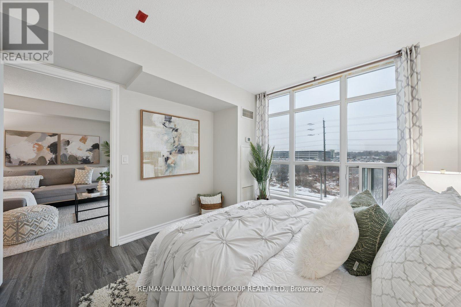 406 - 1600 Charles Street, Whitby, ON - Indoor Photo Showing Bedroom