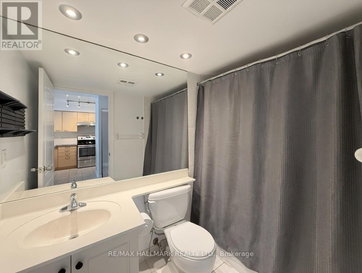 616 - 48 Suncrest Boulevard, Markham, ON - Indoor Photo Showing Bathroom