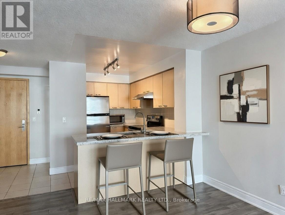 616 - 48 Suncrest Boulevard, Markham, ON - Indoor Photo Showing Kitchen