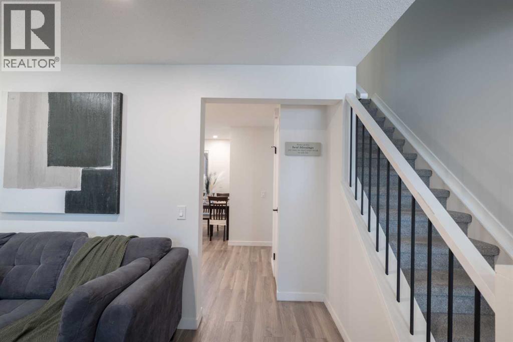 6223 Penedo Way Se, Calgary, AB - Indoor Photo Showing Other Room