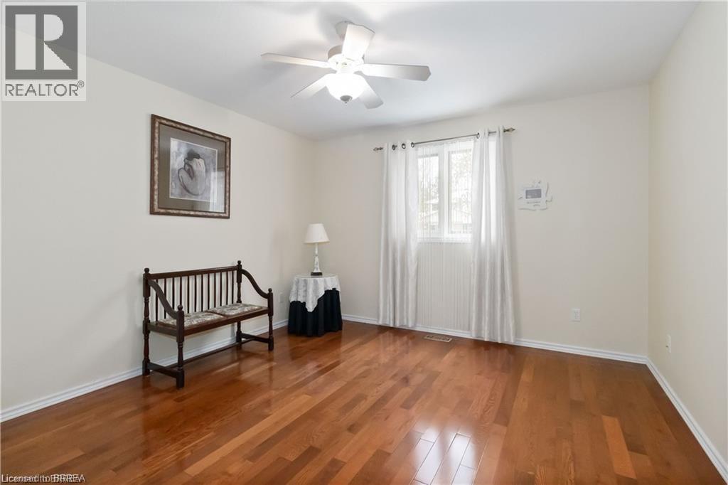 54 Glenwood Drive Unit# 15, Brantford, ON - Indoor Photo Showing Other Room