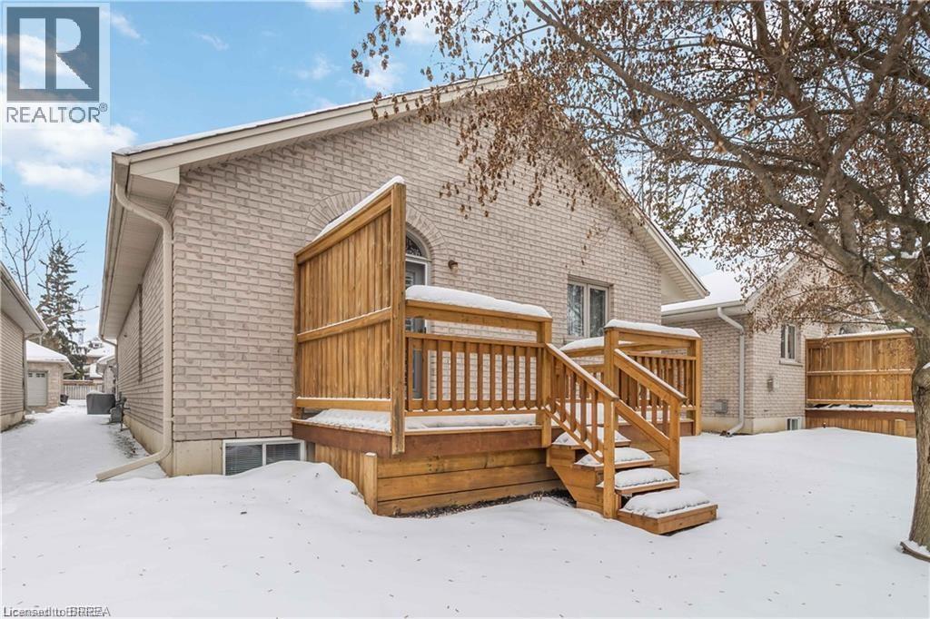 54 Glenwood Drive Unit# 15, Brantford, ON - Outdoor With Deck Patio Veranda With Exterior