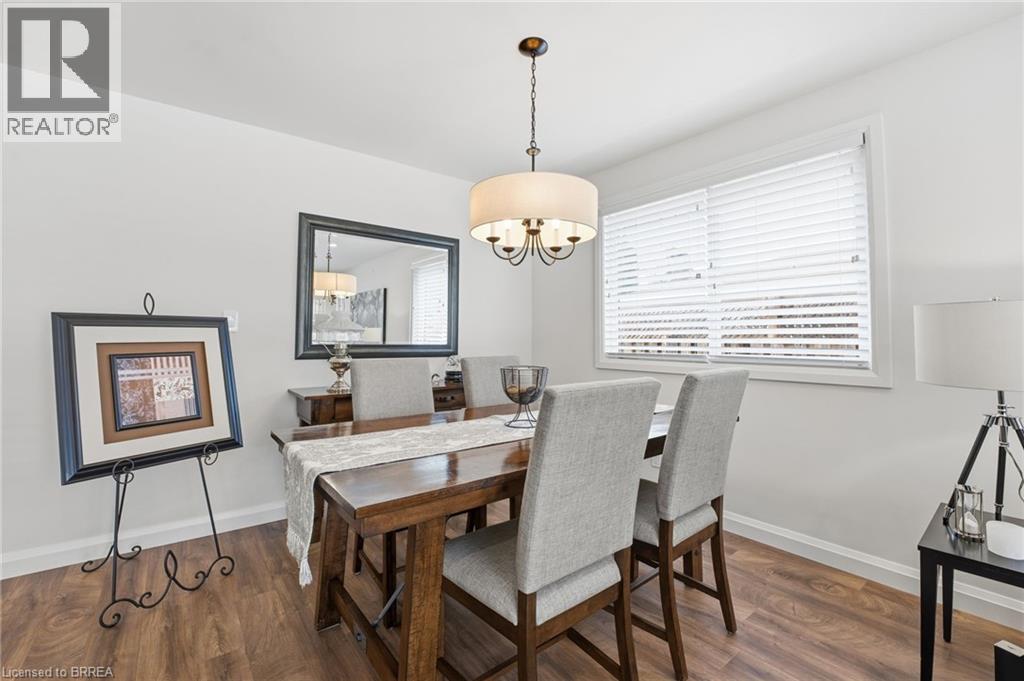 30 Allanton Boulevard, Brantford, ON - Indoor Photo Showing Dining Room