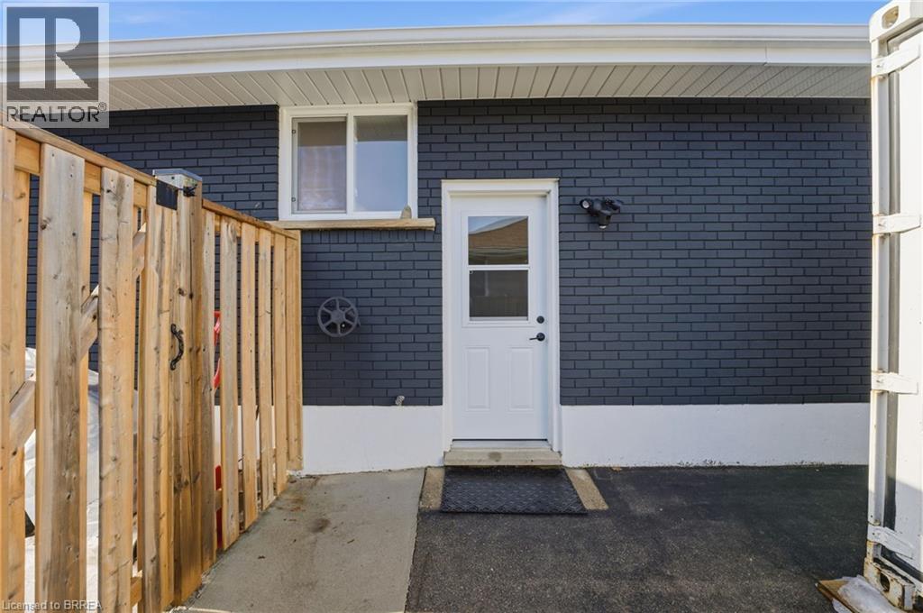 30 Allanton Boulevard, Brantford, ON - Outdoor With Exterior