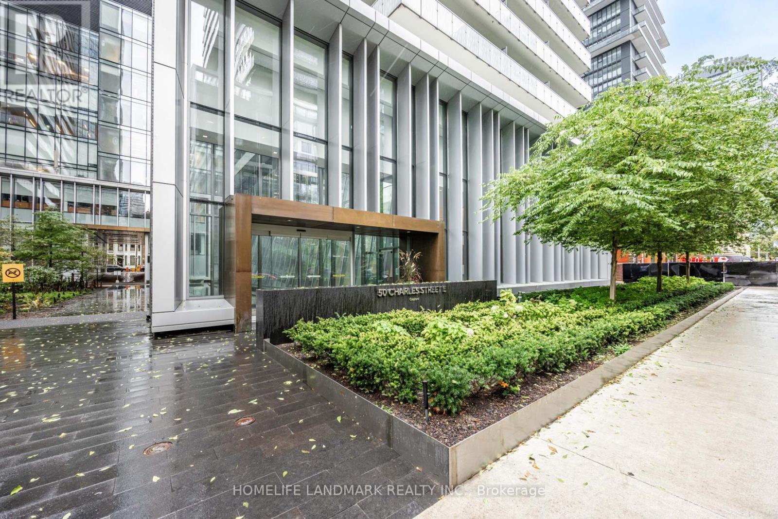 2305 - 50 Charles Street E, Toronto, ON - Outdoor