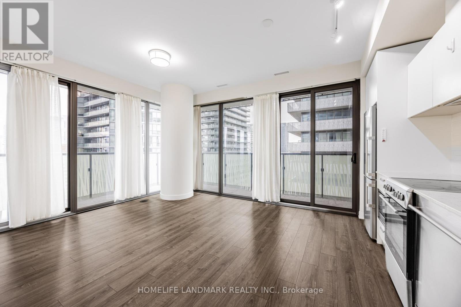 2305 - 50 Charles Street E, Toronto, ON - Indoor