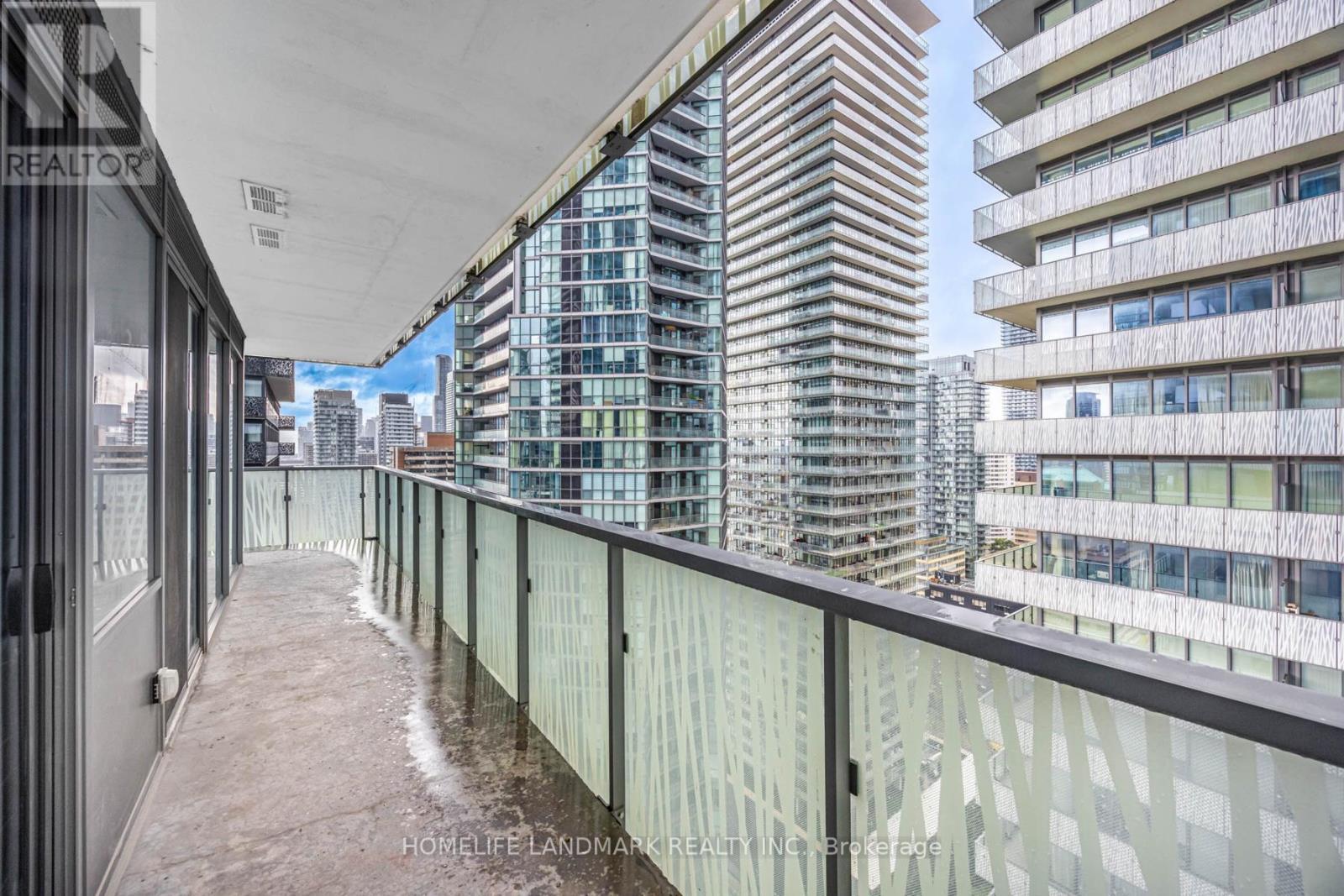 2305 - 50 Charles Street E, Toronto, ON - Outdoor With Balcony