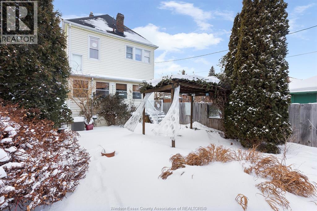 1232 Janette, Windsor, ON - Outdoor