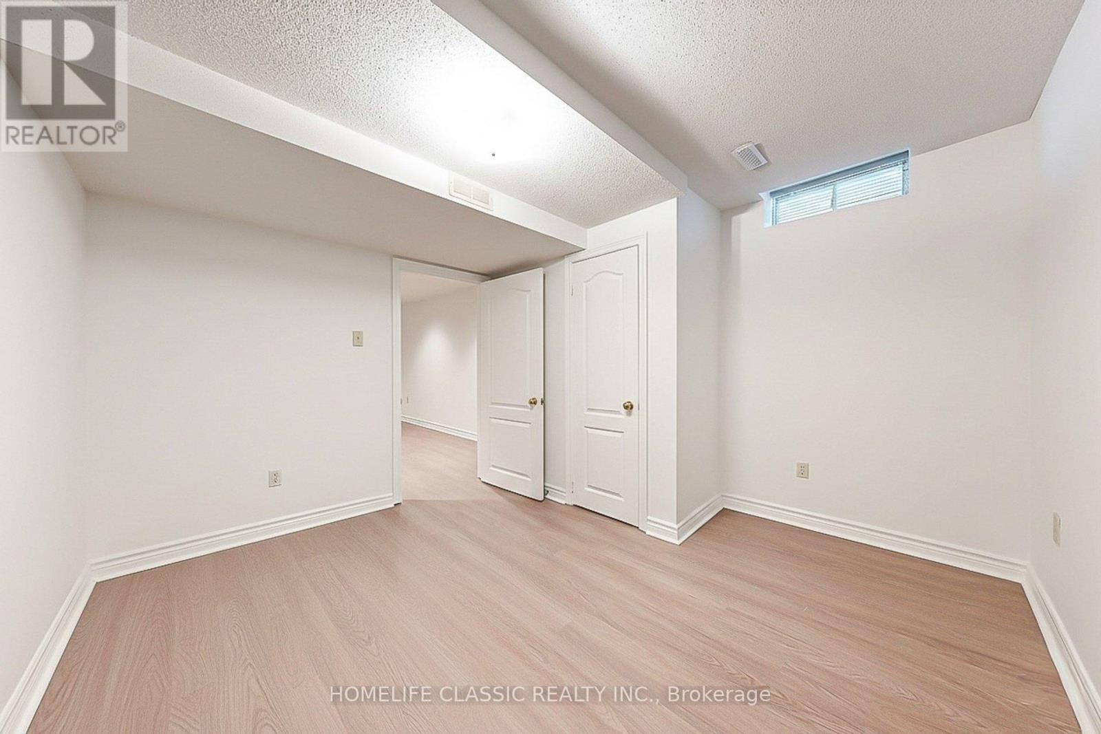 50 Oakhurst Drive, Vaughan, ON - Indoor Photo Showing Other Room
