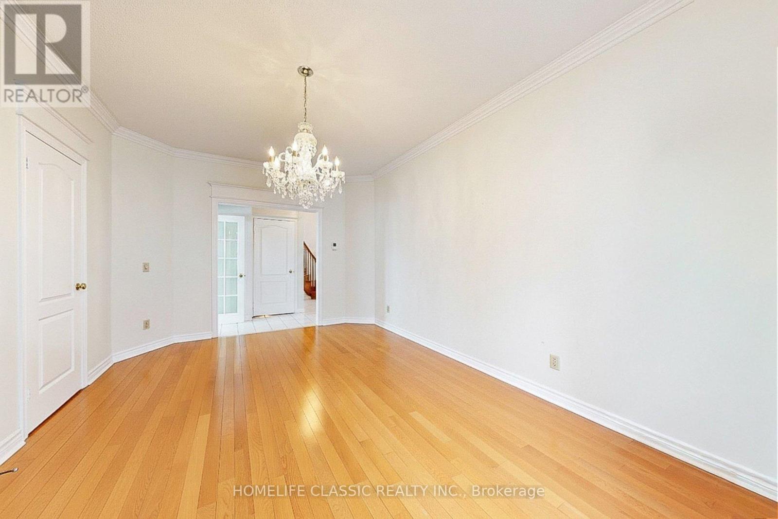 50 Oakhurst Drive, Vaughan, ON - Indoor Photo Showing Other Room