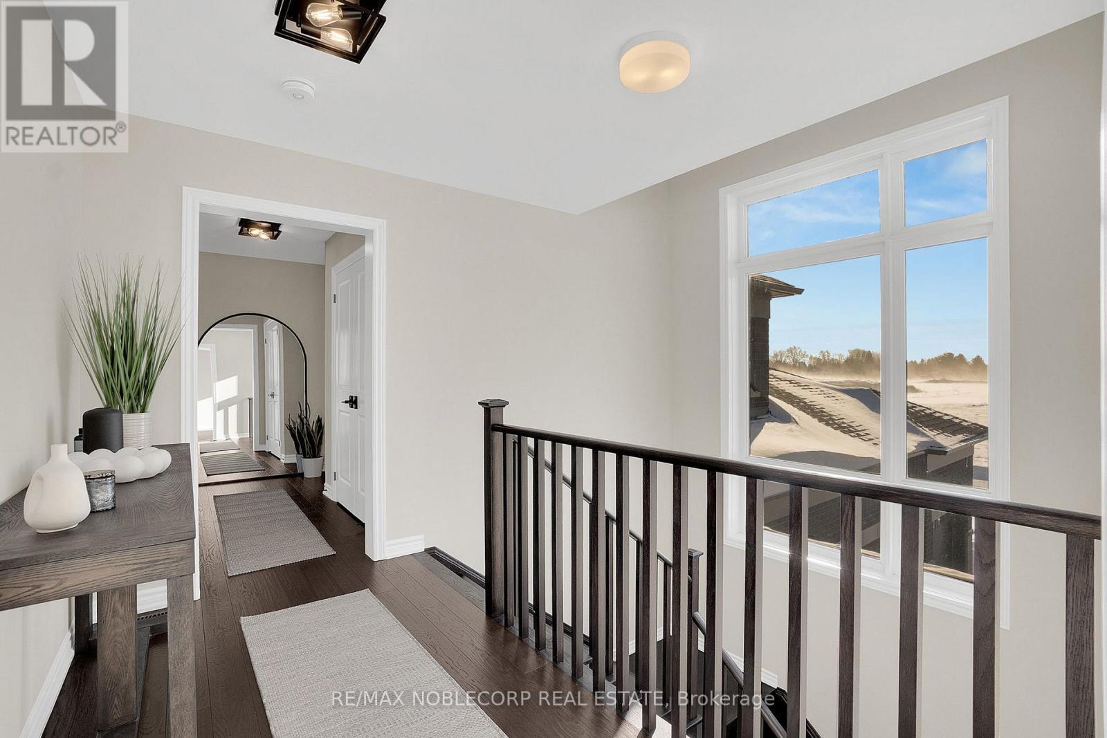 36 Felhazi Trail, Essa, ON - Indoor Photo Showing Other Room