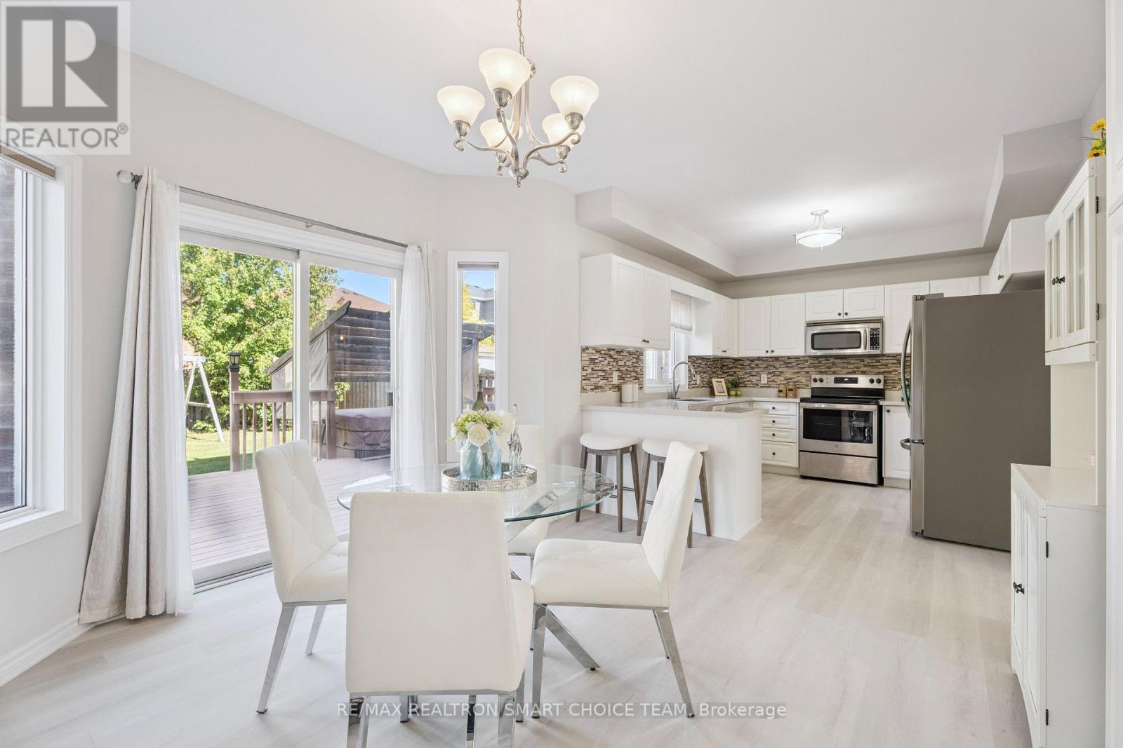 117 Miller Drive, Barrie, ON - Indoor