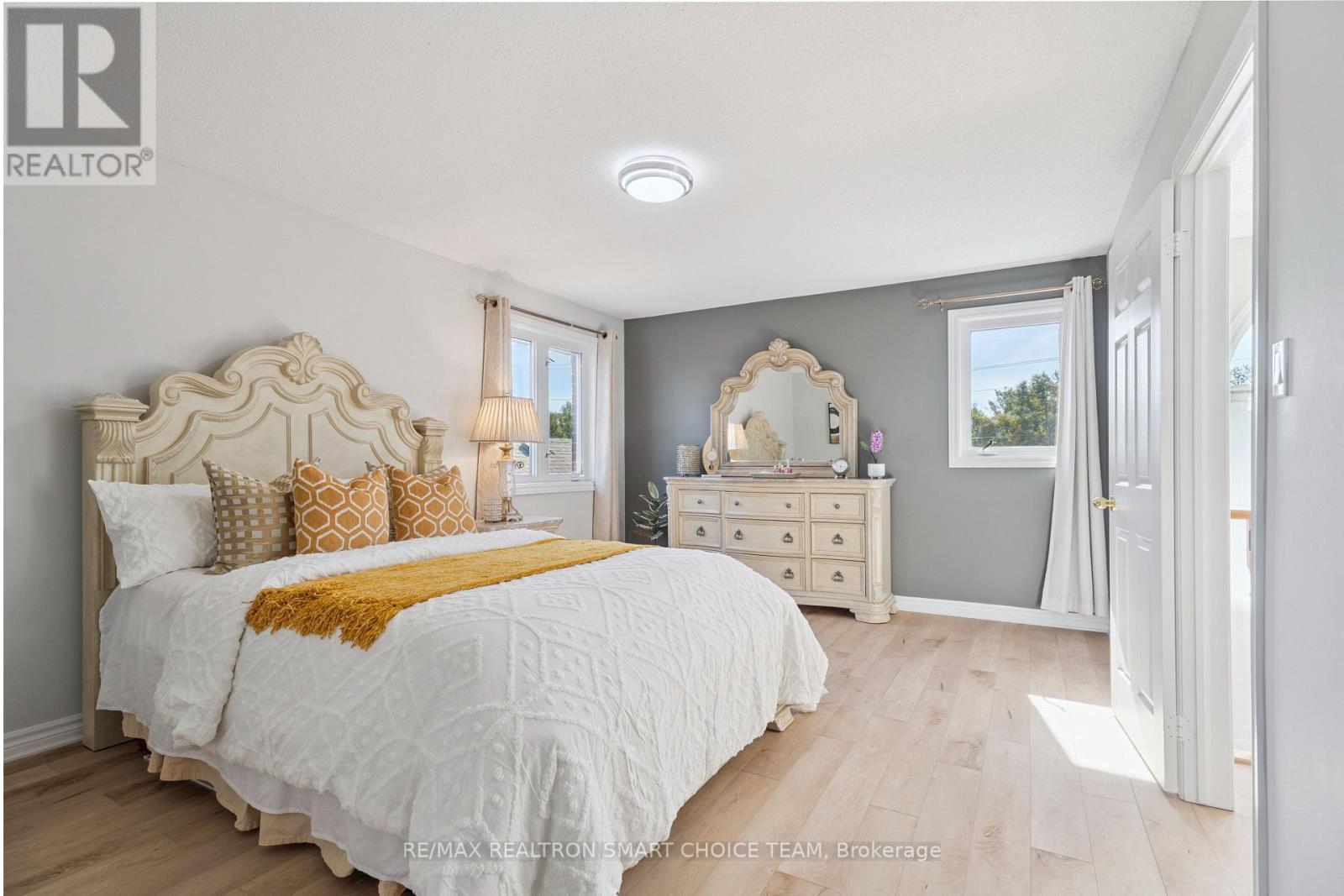 117 Miller Drive, Barrie, ON - Indoor Photo Showing Bedroom