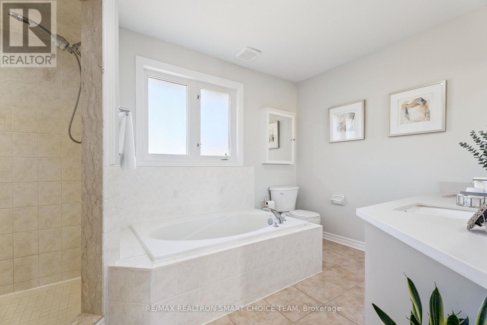 117 Miller Drive, Barrie, ON - Indoor Photo Showing Bathroom