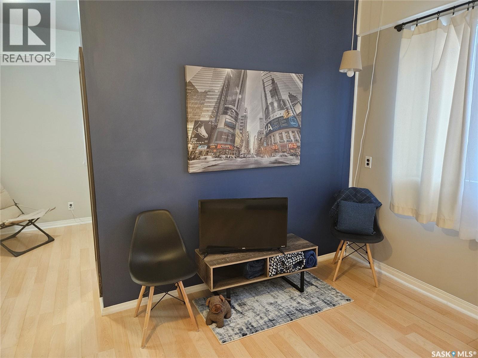 205 Main Street, Midale, SK - Indoor Photo Showing Other Room