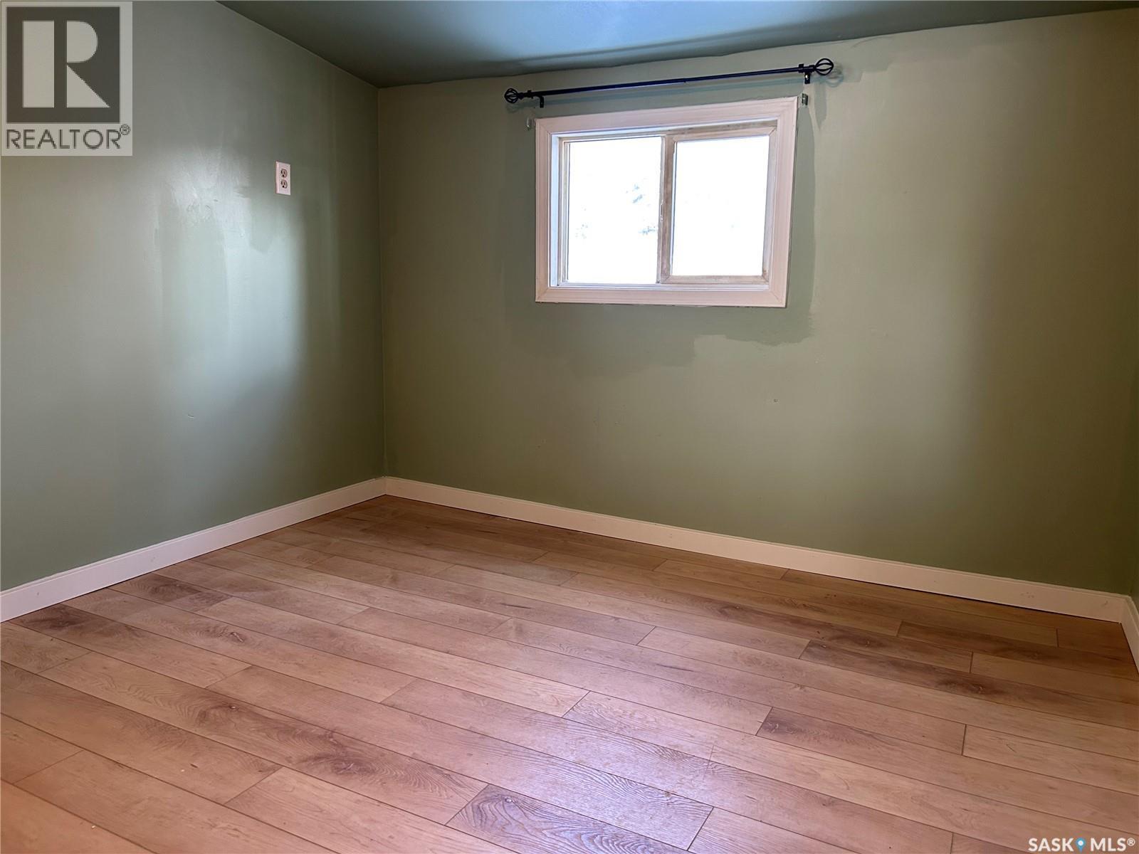 605 2Nd Street, Estevan, SK - Indoor Photo Showing Other Room