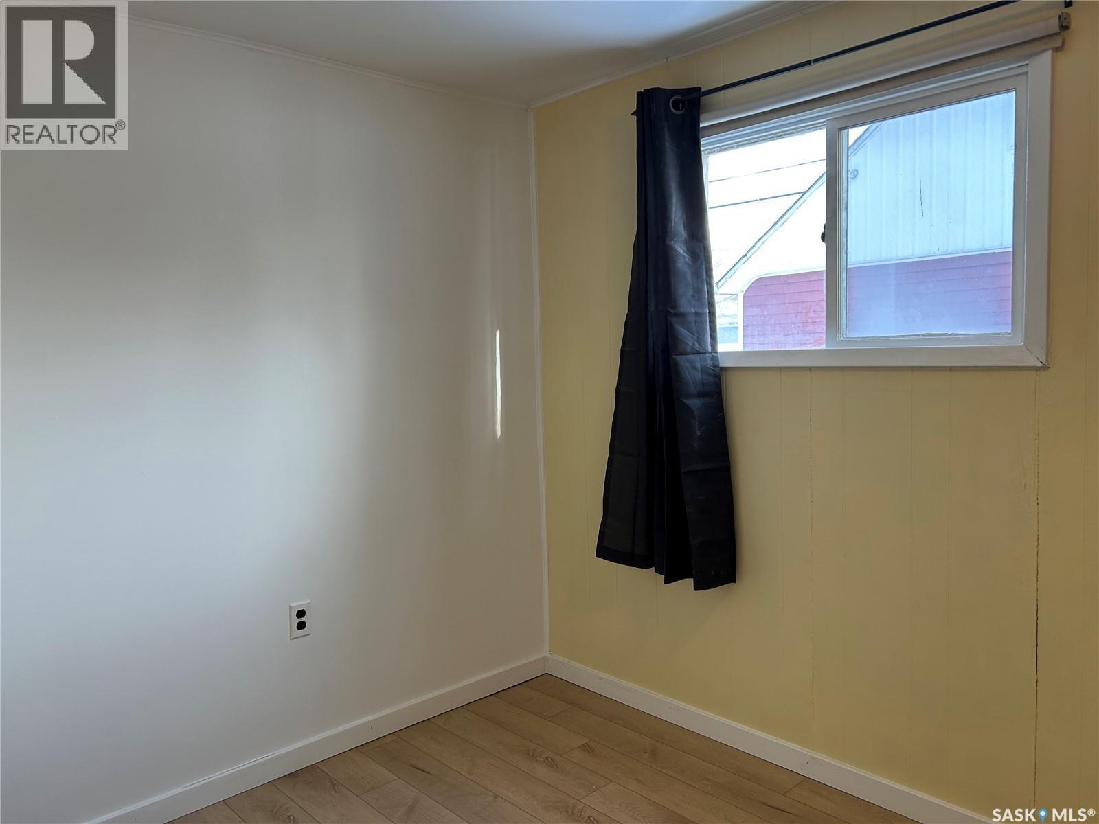 605 2Nd Street, Estevan, SK - Indoor Photo Showing Other Room