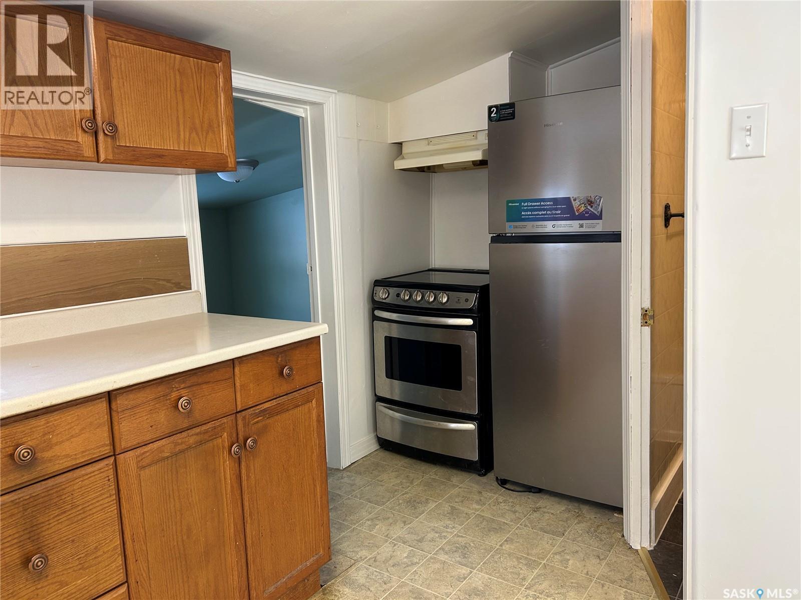 605 2Nd Street, Estevan, SK - Indoor Photo Showing Kitchen