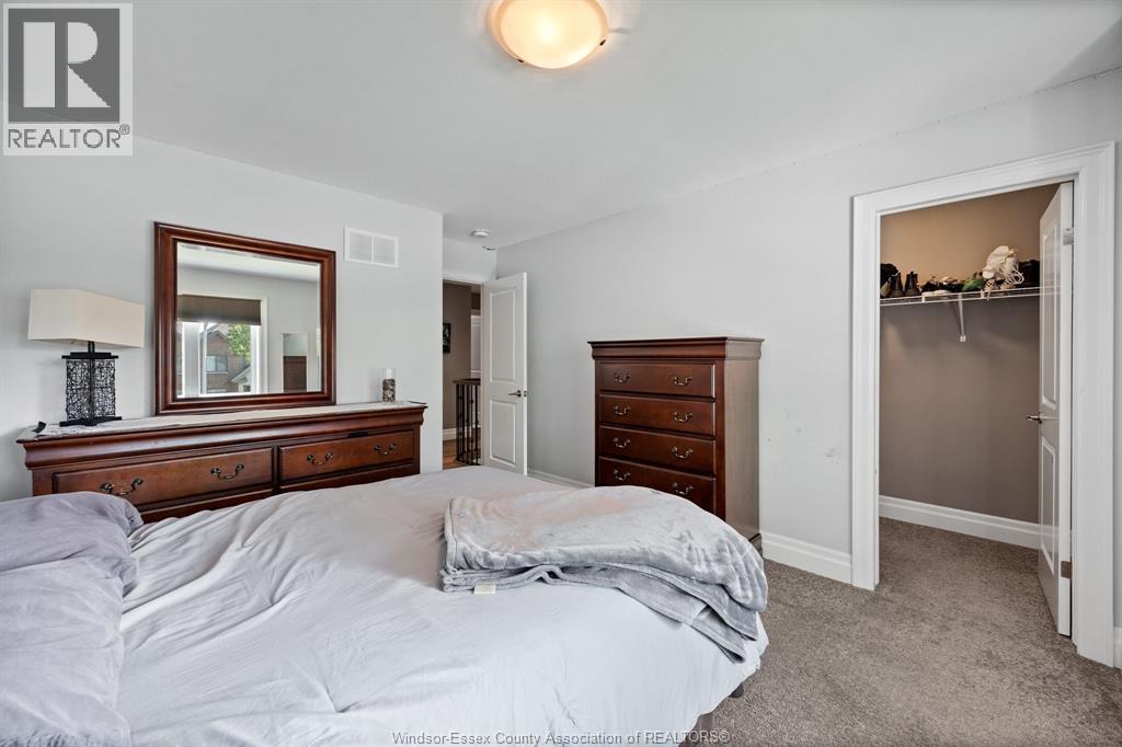 225 Elsworth, Lasalle, ON - Indoor Photo Showing Bedroom