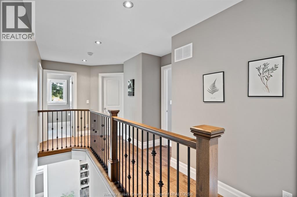 225 Elsworth, Lasalle, ON - Indoor Photo Showing Other Room