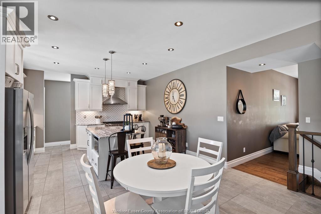 225 Elsworth, Lasalle, ON - Indoor Photo Showing Dining Room