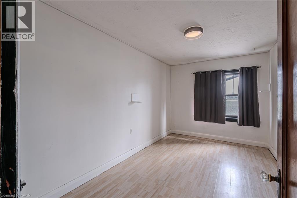 4 Albert Street, Langton, ON