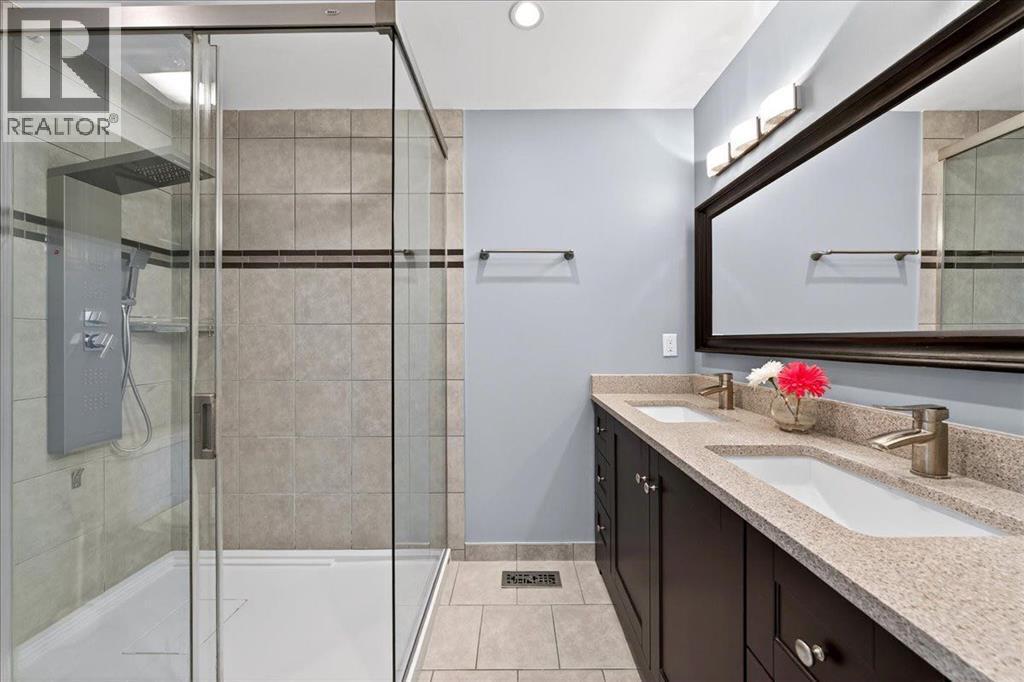 master bathroom - 137 Woodbrook Road Sw, Calgary, AB - Indoor Photo Showing Bathroom