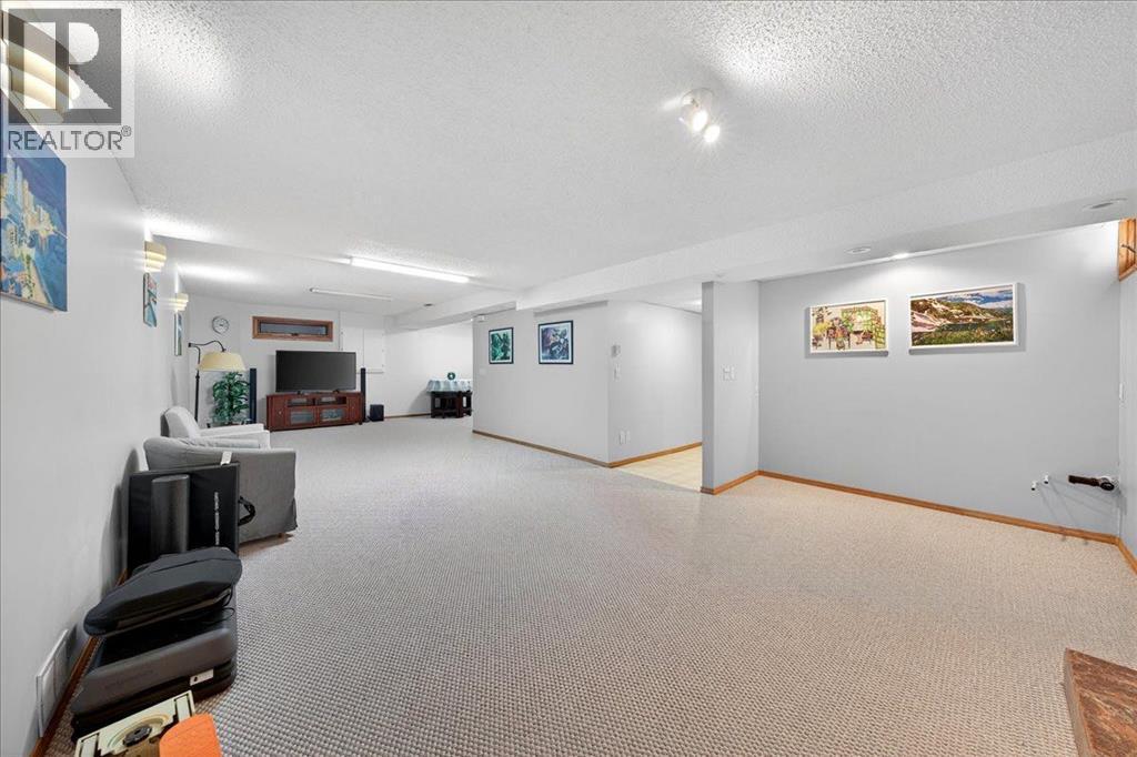 basement - 137 Woodbrook Road Sw, Calgary, AB - Indoor