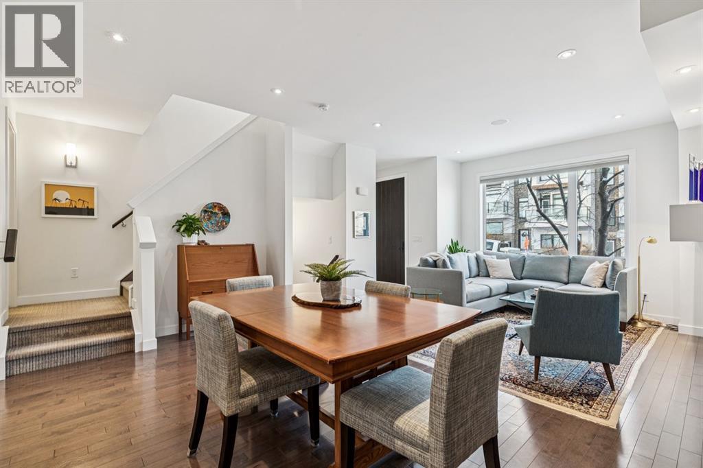 2924 15 Street Sw, Calgary, AB - Indoor