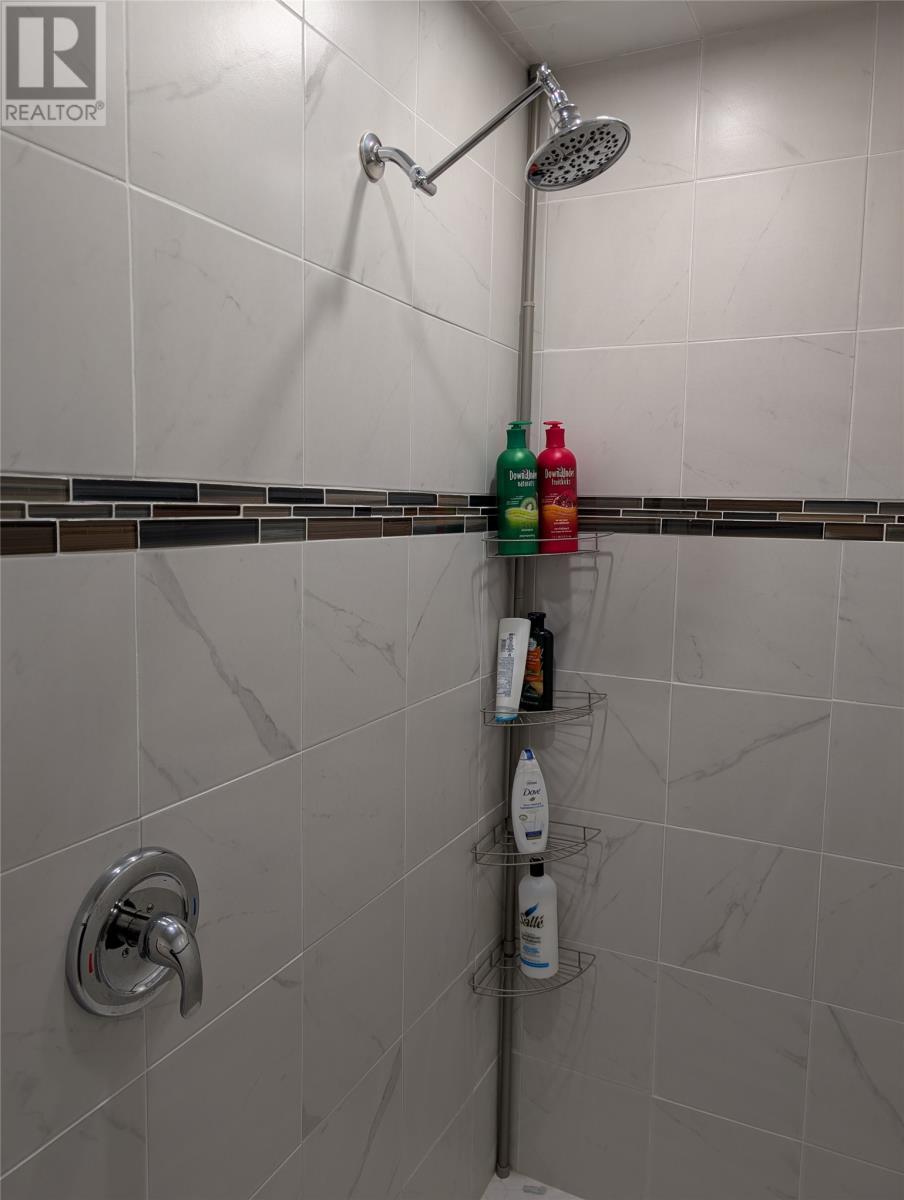 401A Main Street N, Glovertown, NL - Indoor Photo Showing Bathroom