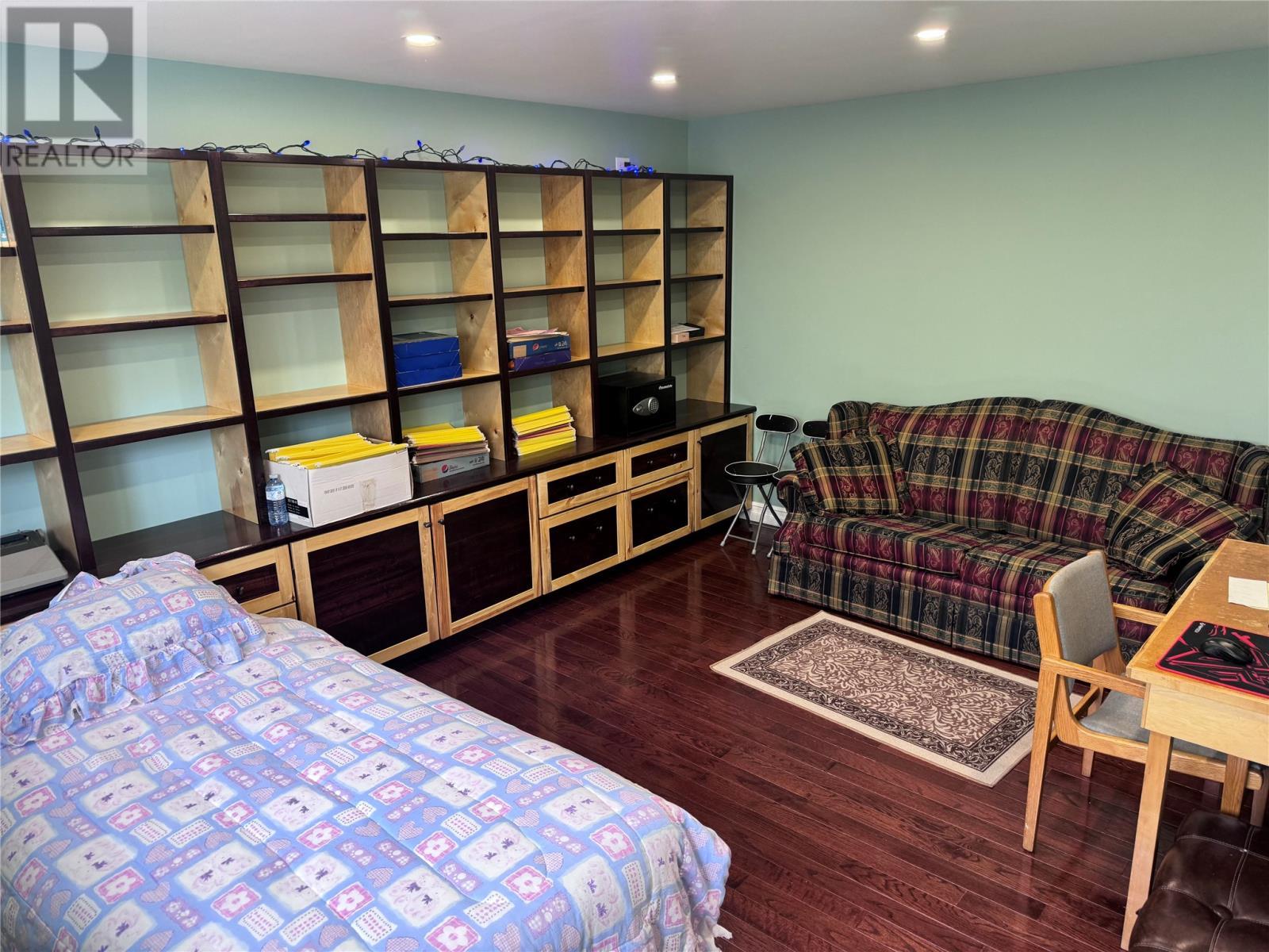401A Main Street N, Glovertown, NL - Indoor Photo Showing Bedroom