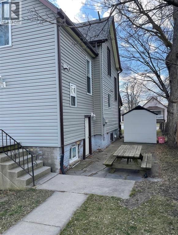 174 John Street, Sarnia, ON - Outdoor