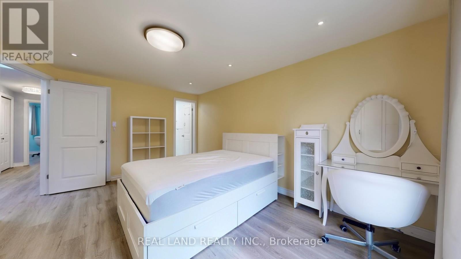 675 Seneca Hill Drive, Toronto, ON - Indoor Photo Showing Bedroom