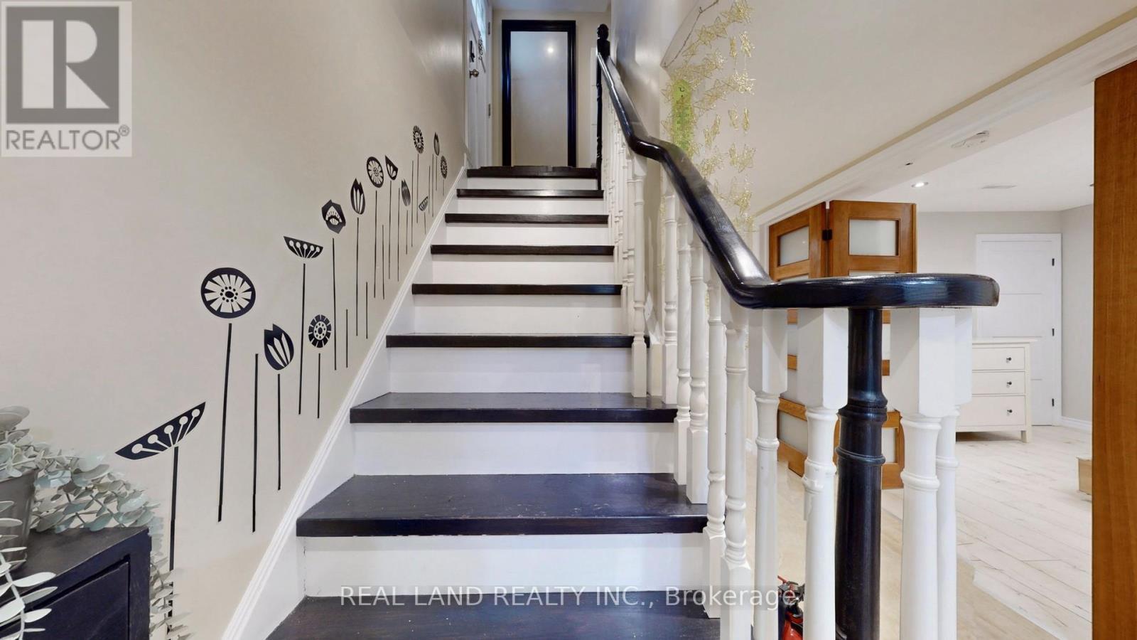 675 Seneca Hill Drive, Toronto, ON - Indoor Photo Showing Other Room