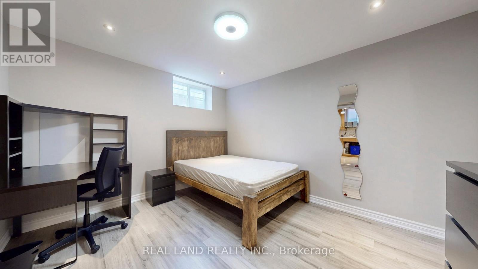 675 Seneca Hill Drive, Toronto, ON - Indoor Photo Showing Bedroom
